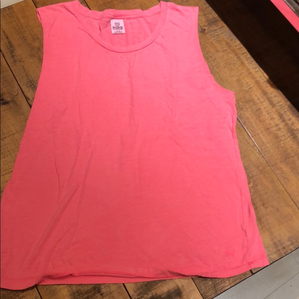 Tops - Picture 2 of 6